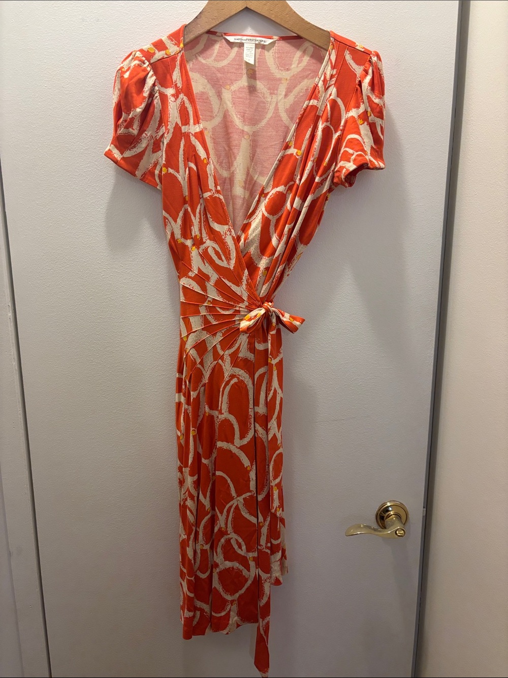 Diane Von Furstenberg Orange & Cream Short Sleeve Wrap Dress